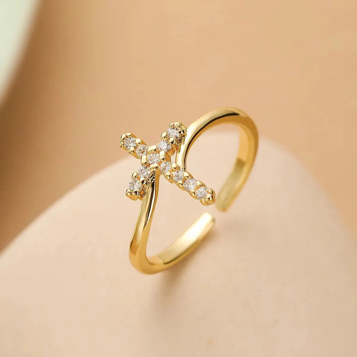 Womens Faith Cross Ring dsers